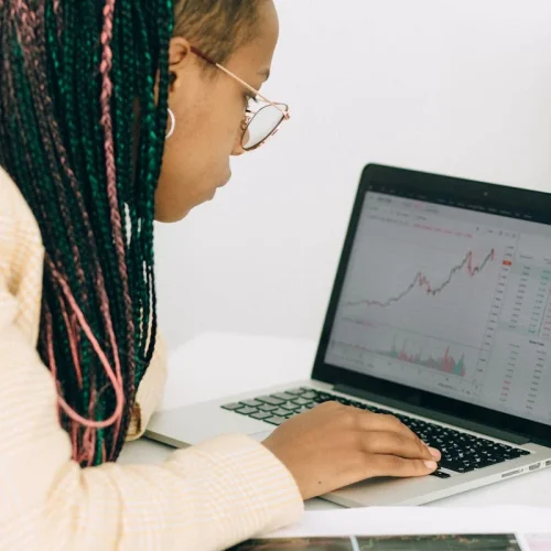 The Role of a Business Broker in a Successful Sale